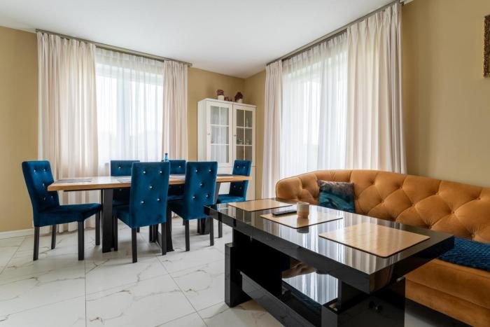 ApartamentSaints - blisko Chojnik, ogród, miejsce na rowery, ogrodzony dla zwierząt