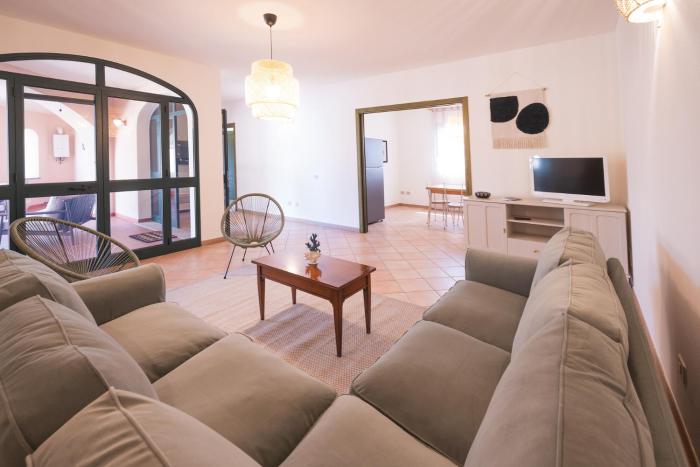 House Levante 28 APT 1