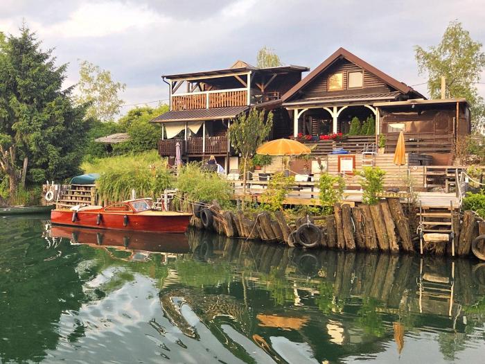River Houses Ljubljanica