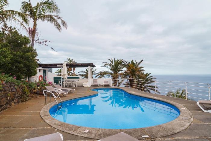 Vila da Falésia-With Pool and views