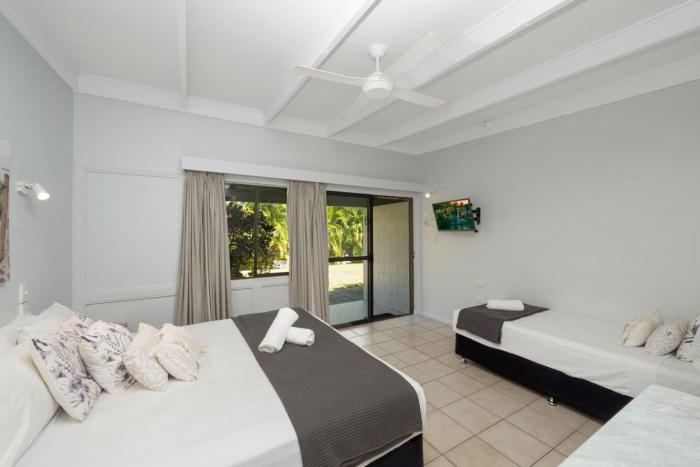 Unit 129 Amaroo Superior Twin Studio Apartment