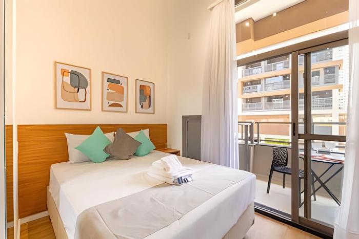 Easy Star - Lindo studio ao lado da Estação Brooklin - QW01I