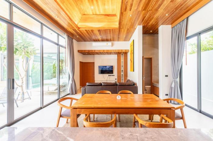 3 bedroom garden pool holiday villa