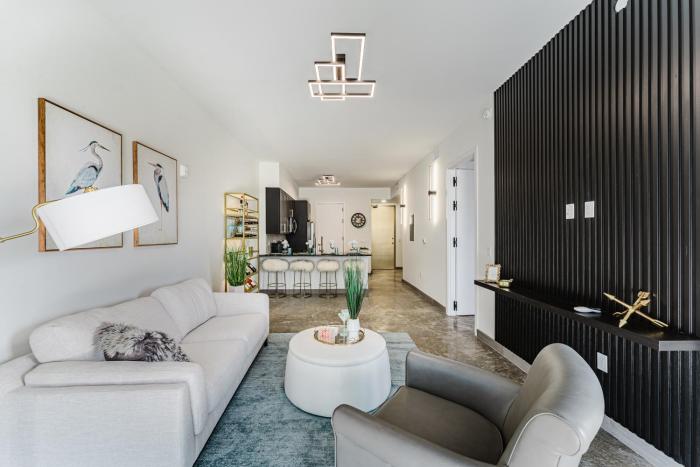 Ultra Luxe Apartment in Prime Location