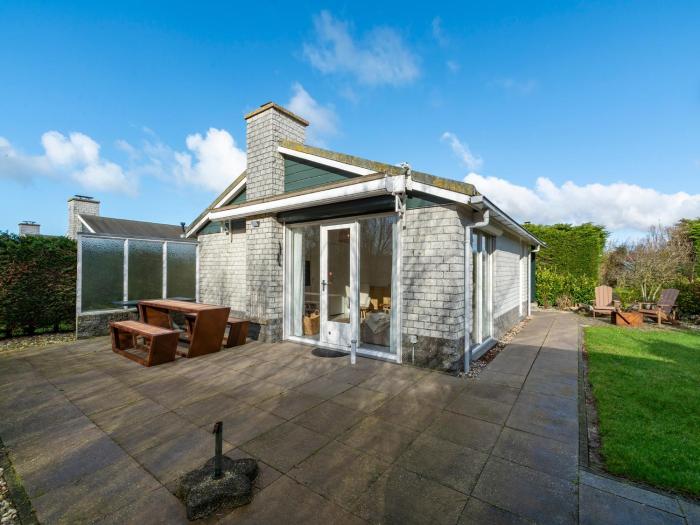 Holiday Home in Petten near Sandy Beach