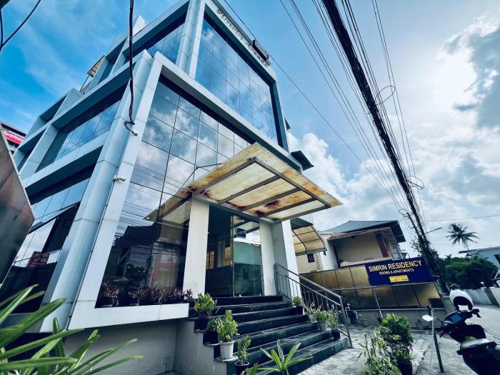 Solo Simrin Arcade Kadavanthra