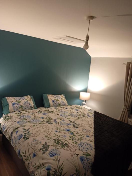 Adies Bar & Restaurant