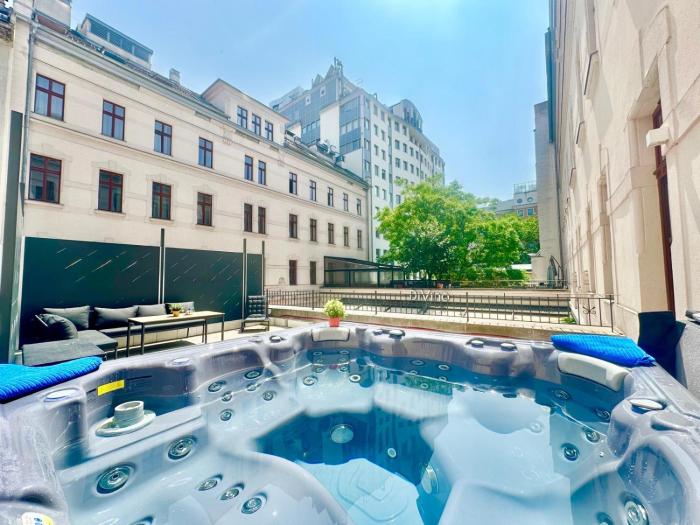 TubLife Terrace Apartment I PRIVATE JACUZZI I FreeParking