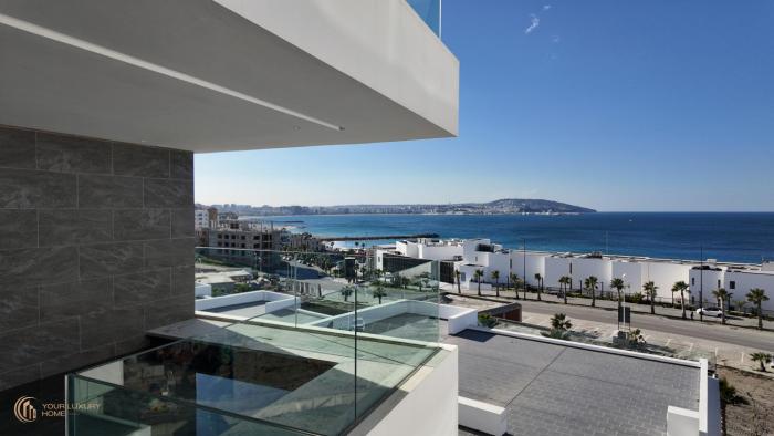 Luxury Penthouse For Bedrooms ,Private Pool