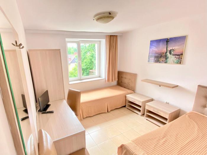 Seaside Two-Room Studio with Bathroom by Swell #1