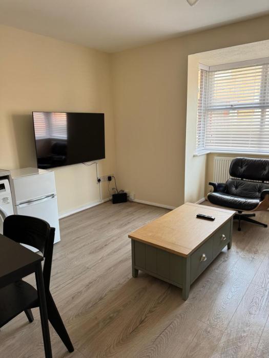 11 York House apartment