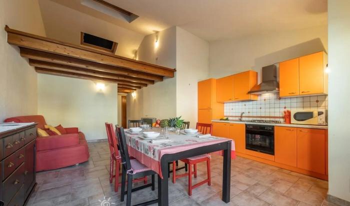 Ampio Appartamento In Centro