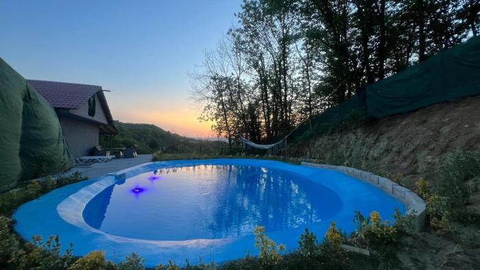 Kocaeli Başiskele Doğayla İç İçe Özel Havuzlu Tatil Evi