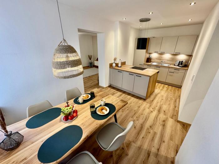 Pretti Apartments - Neu, Komfortabel, Absolut Ruhig, Zentral & Geräumig