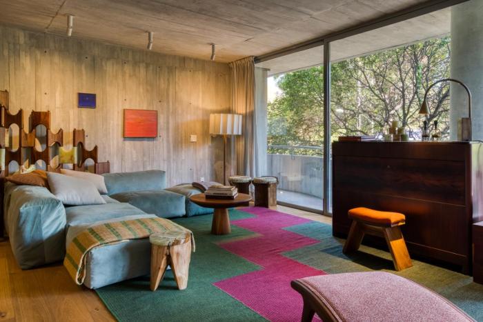 2BR Perfect Location Designers Luxury