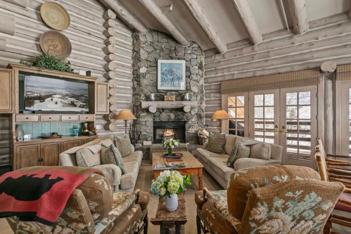 Pine Inn At Trails End - Three Bedroom W Spa #6