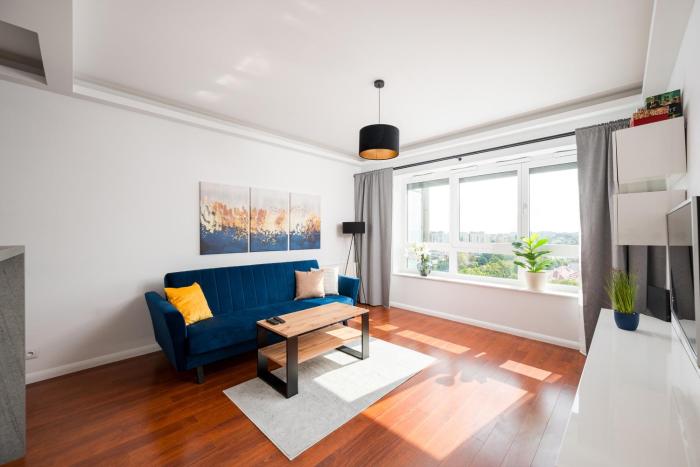 Qbik Superior Skyline Studio by BookingHost