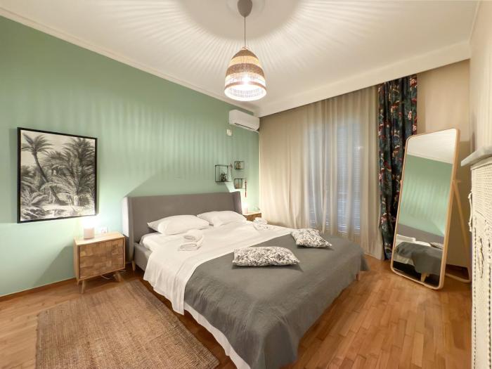 Athina in Athens 5 min to Metro Station