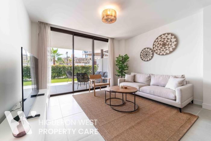 Las Lomas Collection - The Family Garden by HWPC