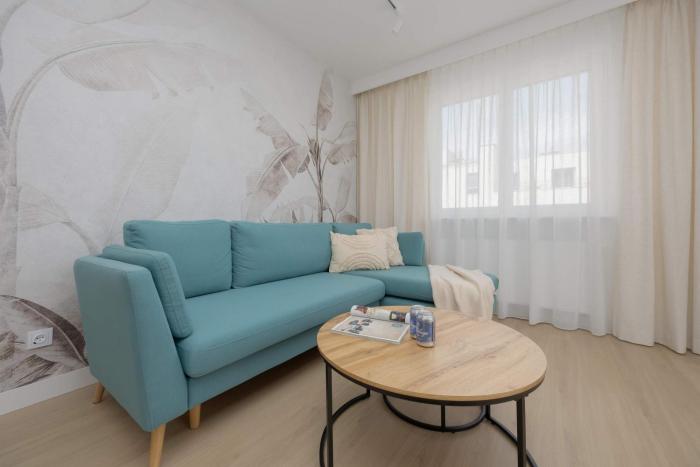 Cosy Air-Conditioned Apartment with Parking in the Garage by Renters Prestige