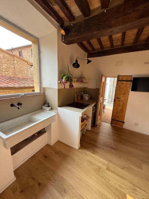 La Casina Two-room apartment in the historic center of Bibbona