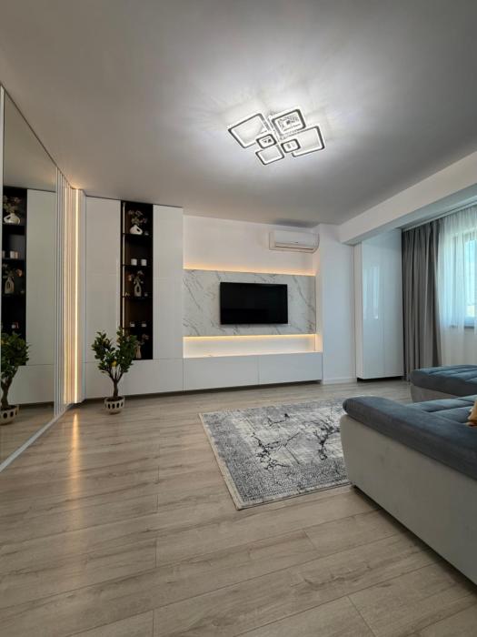 The Romantic Nest near Mall Moldova