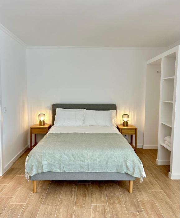 Casa Martins Country Apt 8 - Courtyard and pool