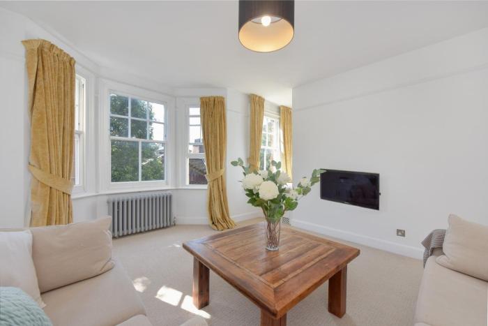 Spacious 3 bed South Bank Apartment