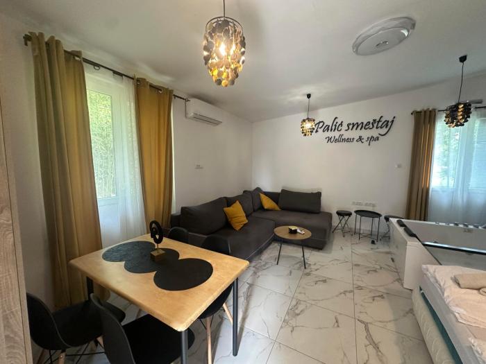 Prenoćiste Casa Bella & Nova