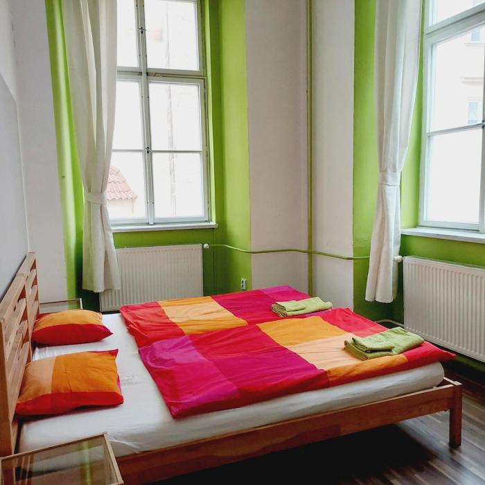 Charles bridge, Old town3 Min walk Private Room D