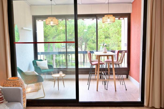 studio coquet grau du roi