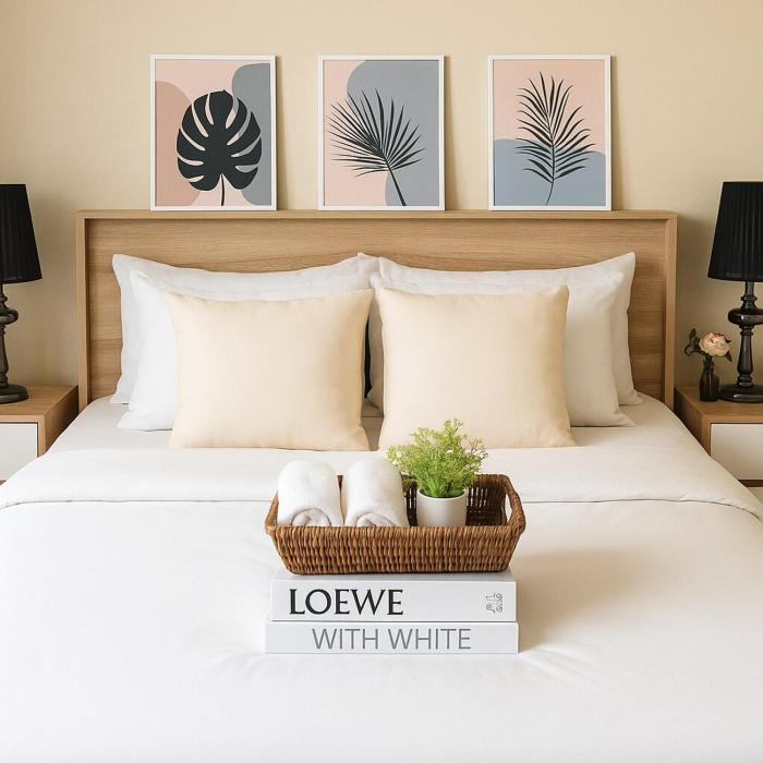 Central next to Shopping 1 Bedroom Condo - 2 Min to BTS Asok and Terminal 21