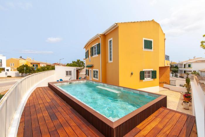 Western Mos Guesthouse