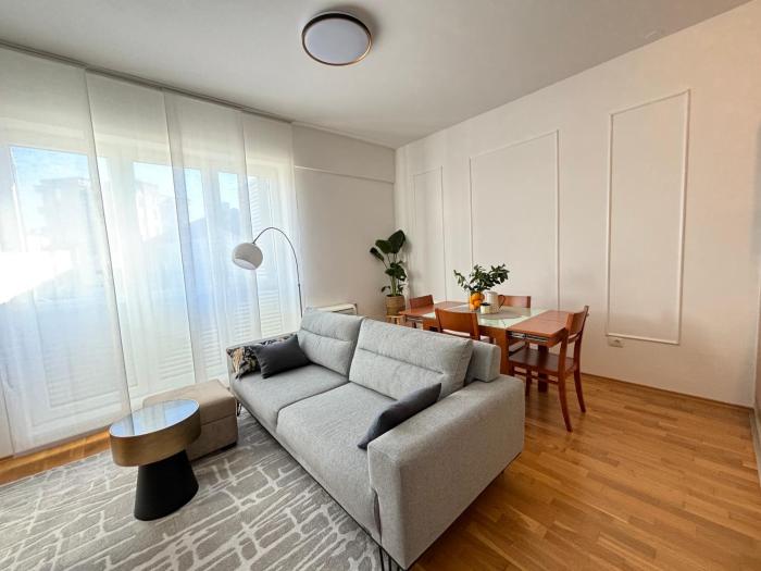 AdriaNora with FreeParking