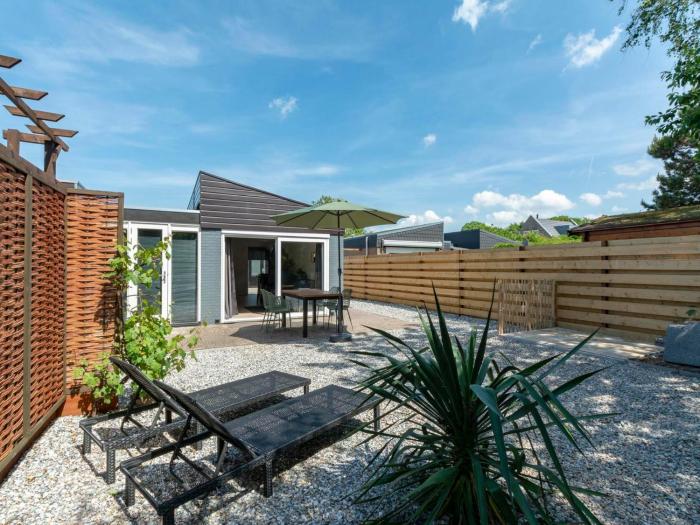 Bungalow in Callantsoog near the Beach