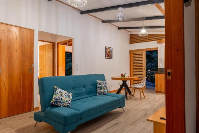 Apartamento 400m de Playa Chiquita, ideal para tele trabajo