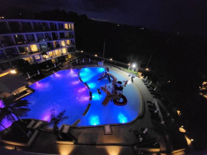 La Vita Rawai 1 Bdr Roof Pool