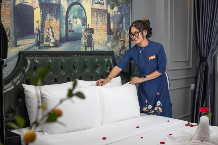 Hanoi View Hotel & Travel