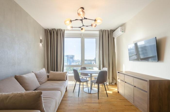 Petrovdom Apartments 19-226 in RC Hoffman House, Zolotoustivska 34