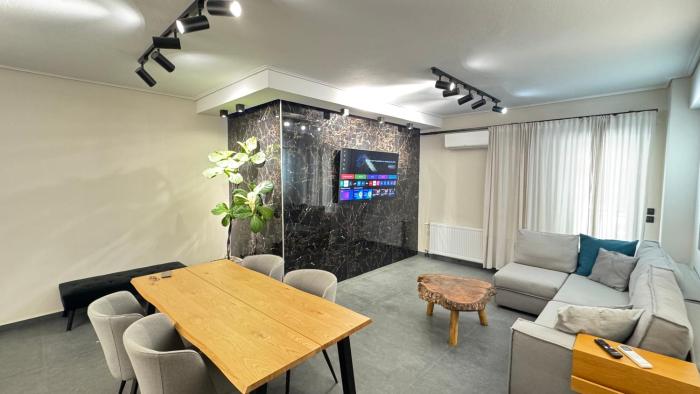 Luxury Lounge Apartment