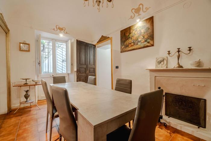 Piazza Vittorio Veneto Elegant Flat
