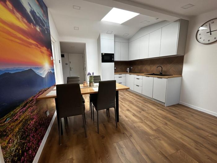 Loft Apartments Bielawa "Wschód Słońca" Polskie Como Góry Sowie