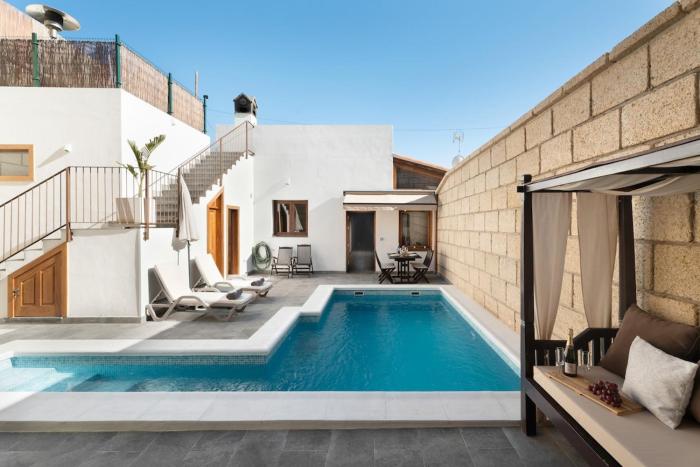 Casa América- Private Heated Pool- Sun & Solarium Experience