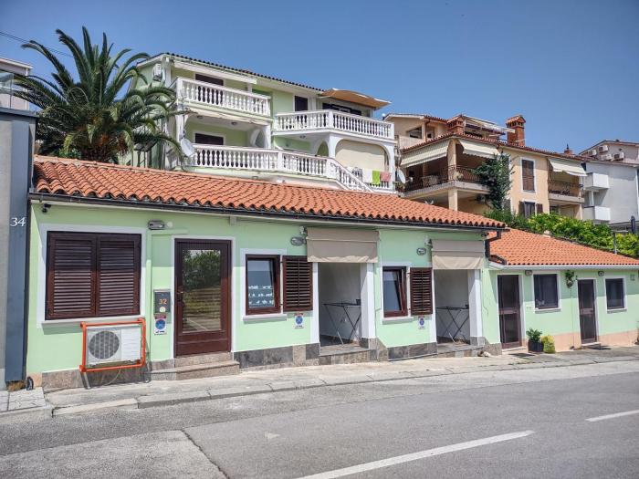 Egidio Gigi Bellich holiday apartments family houses