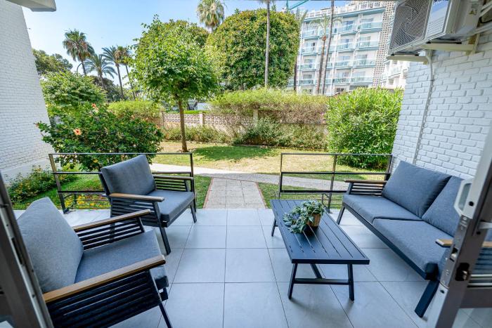 Benalmádena Puerto Marina Vacation Apartment 1 minute from the beach