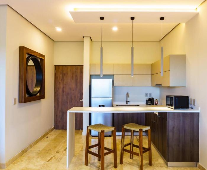 New 2Bdr unit step away from Caribbean beaches