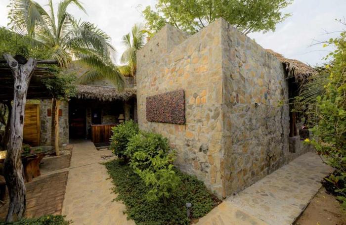 Casa del Mar AC Rustic design Pool Paceful