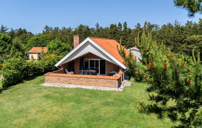 Beautiful Home In Vestervig With Sauna