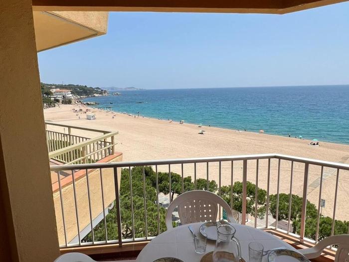 Apartamento frente al mar en Platja dAro - ES-209-3