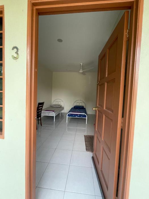 Bilik 3 Katil Single Aircond Pekan